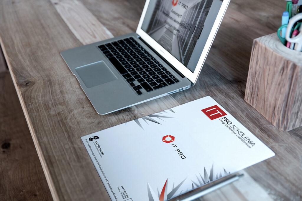 Materiał reklamowy – układ 02