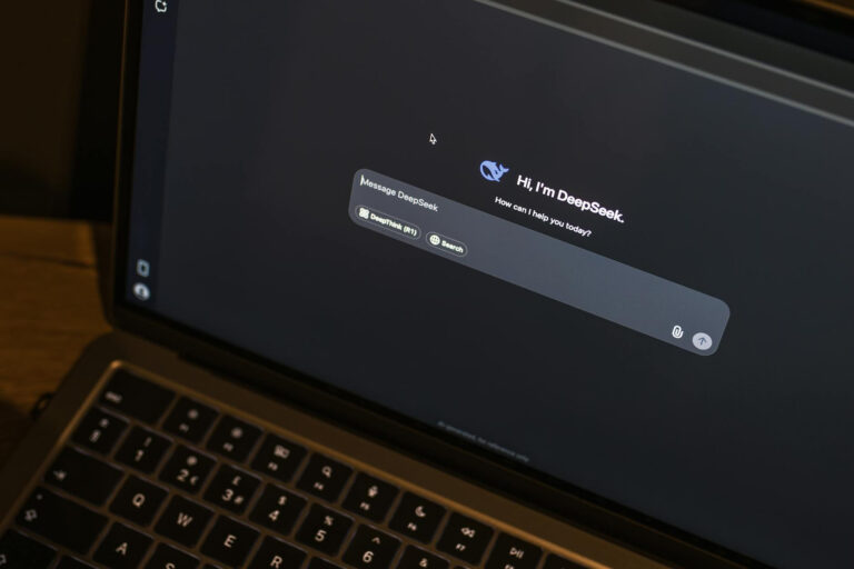 Przyszłość e-commerce SEO: jak AI, dane strukturalne i personalizacja zmieniają sklepy internetowe w 2026 roku
